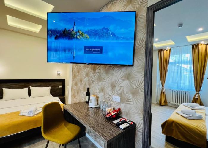Side One Design Hotel Garni