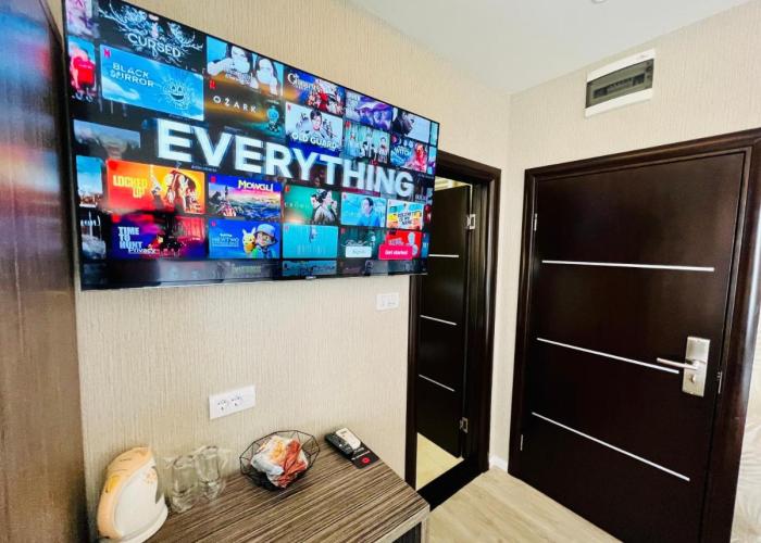 Side One Design Hotel Garni