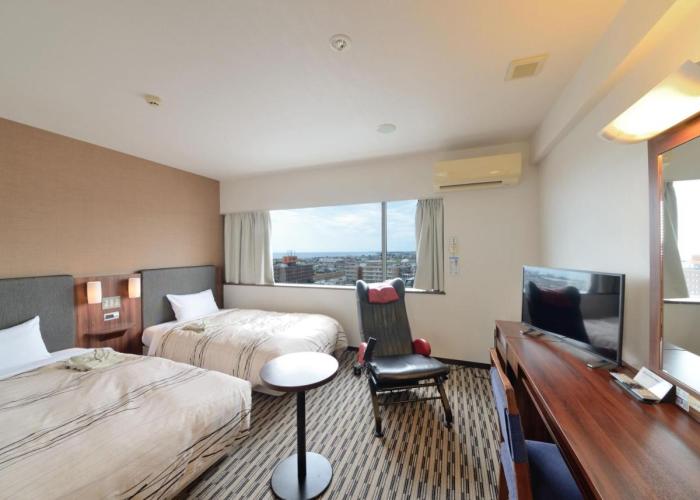 Uozu Manten Hotel Ekimae