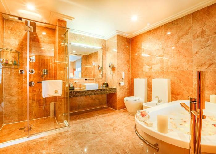 Best Western Premier Tuushin Hotel