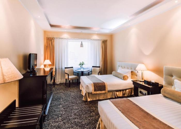 Chinggis Khaan Hotel