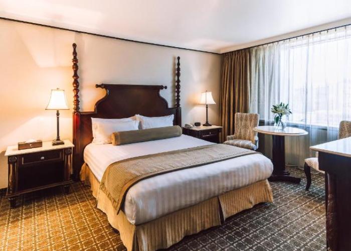 Chinggis Khaan Hotel