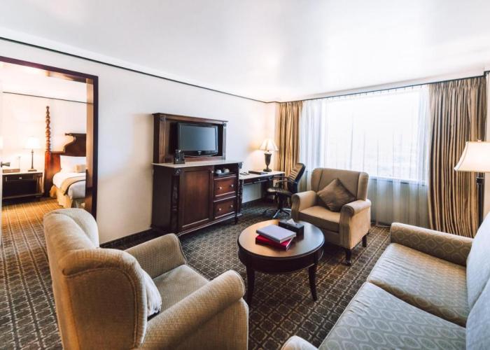 Chinggis Khaan Hotel