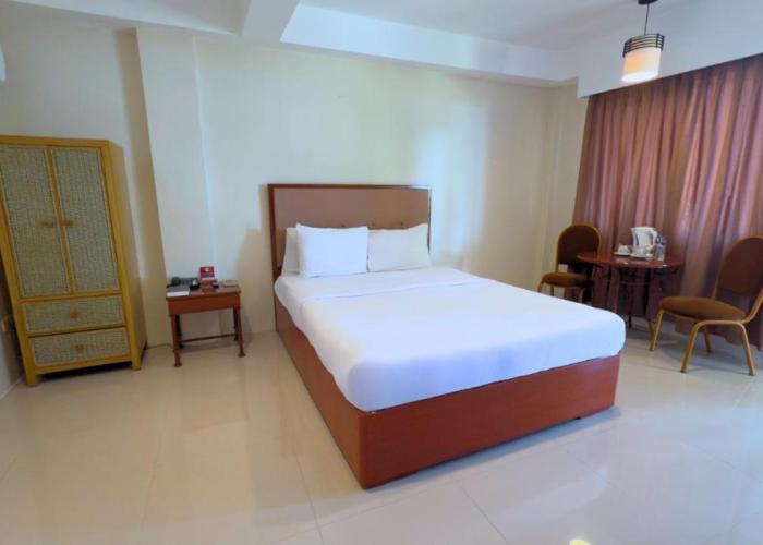 Whiterock Beach Hotel and Waterpark