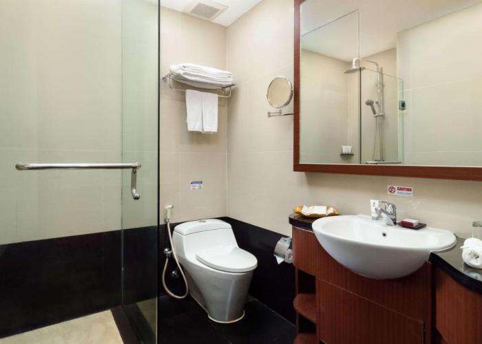 Best Western Plus Makassar Beach