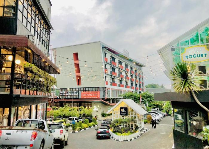 The Bountie Hotel and Convention Centre Sukabumi