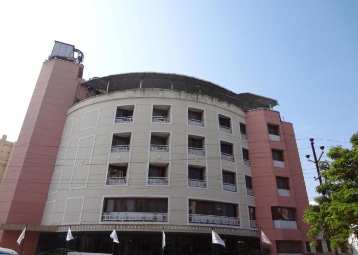Daspalla Executive Court