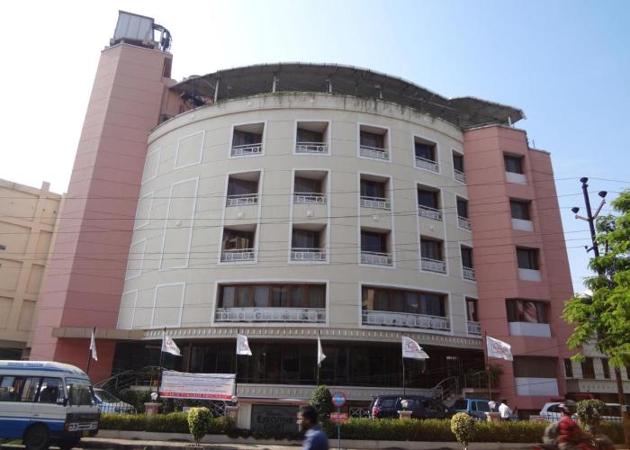 Daspalla Executive Court