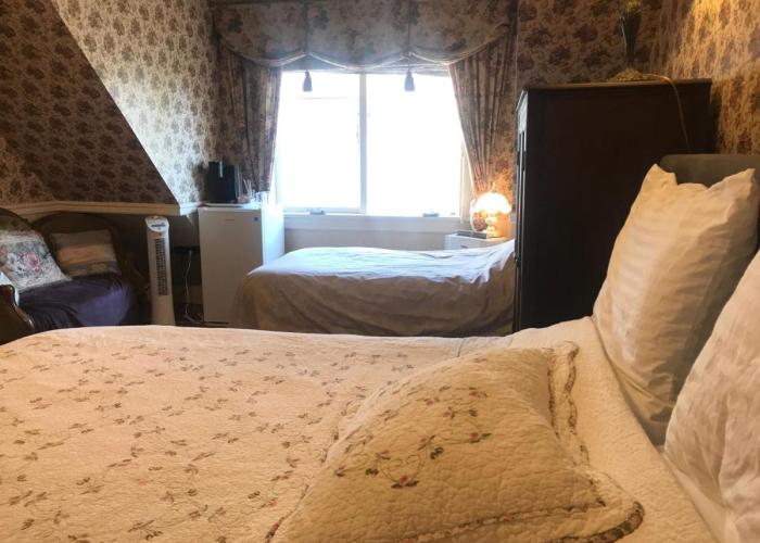 Haterleigh Heritage Inn