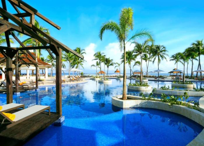 Hyatt Ziva Rose Hall - All Inclusive