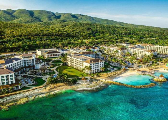 Hyatt Ziva Rose Hall - All Inclusive