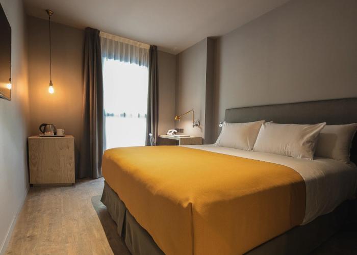 Yurbban Trafalgar Hotel