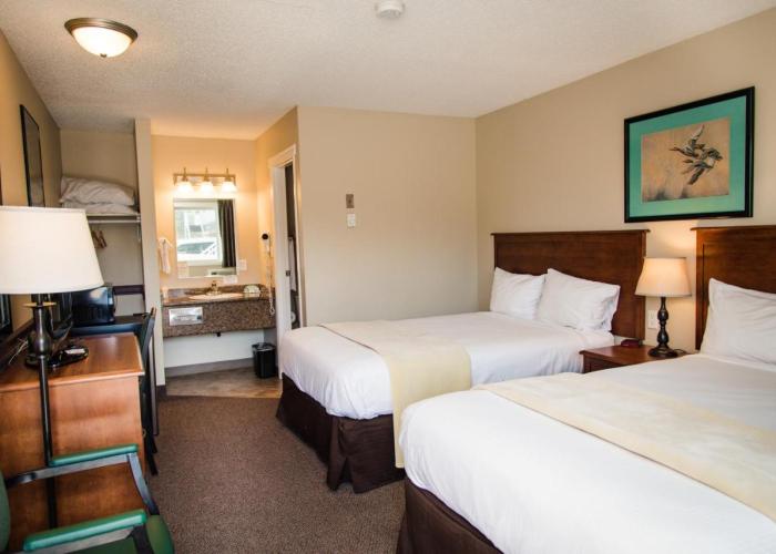 Carmel Inn