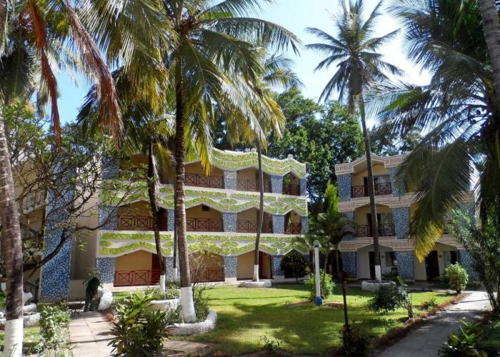 Sai Rock Beach Hotel & Spa