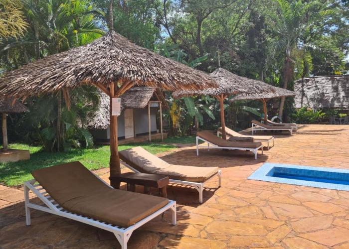 Honey Badger Lodge