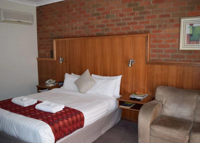 Early Australian Motor Inn