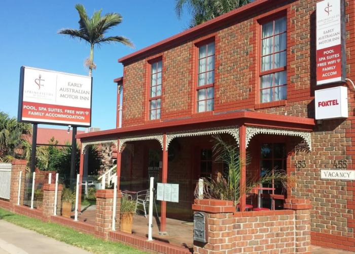 Early Australian Motor Inn