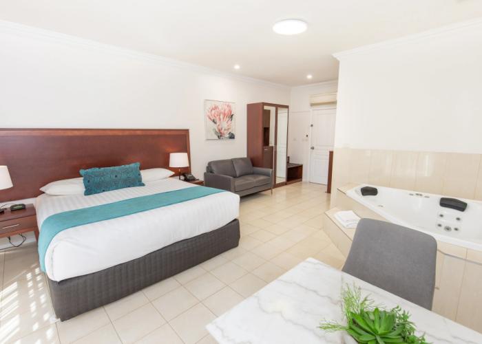 Comfort Inn Deakin Palms