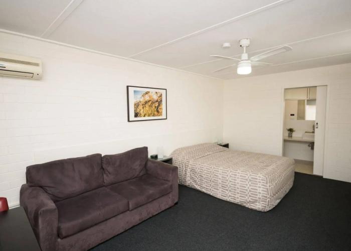 Vineland Motel