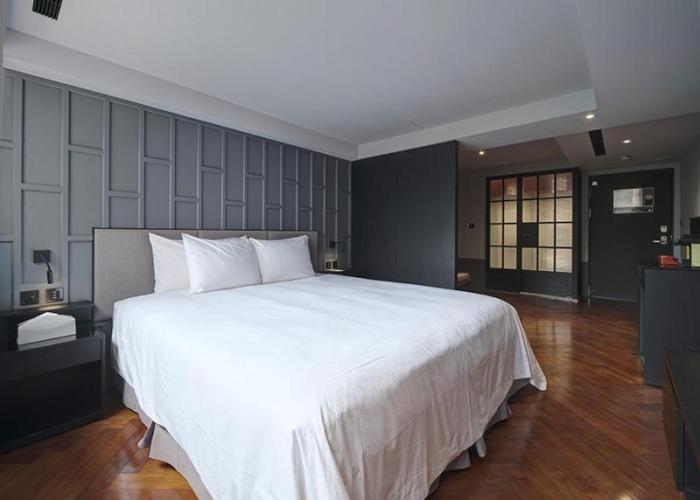 Reddot Hotel