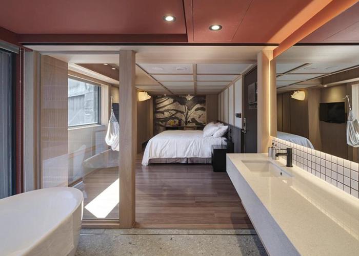 Reddot Hotel