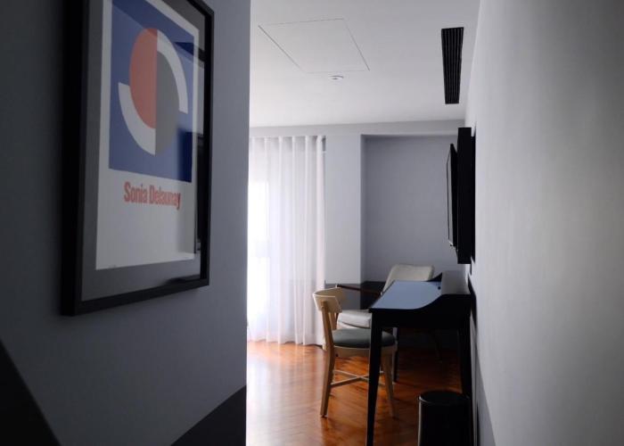 Reddot Hotel