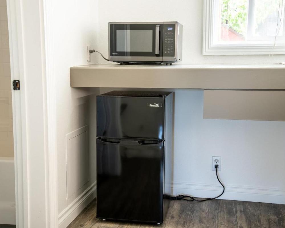 фото Big Bear Spa Suites