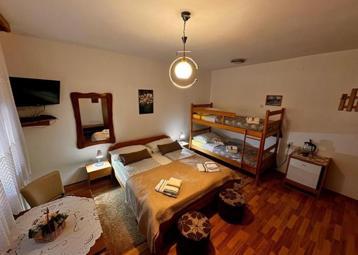 Guest House Family Varda Plitvice Lakes