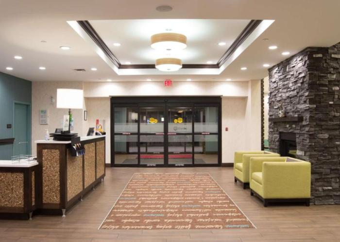 Hampton Inn & Suites East Gate Regina