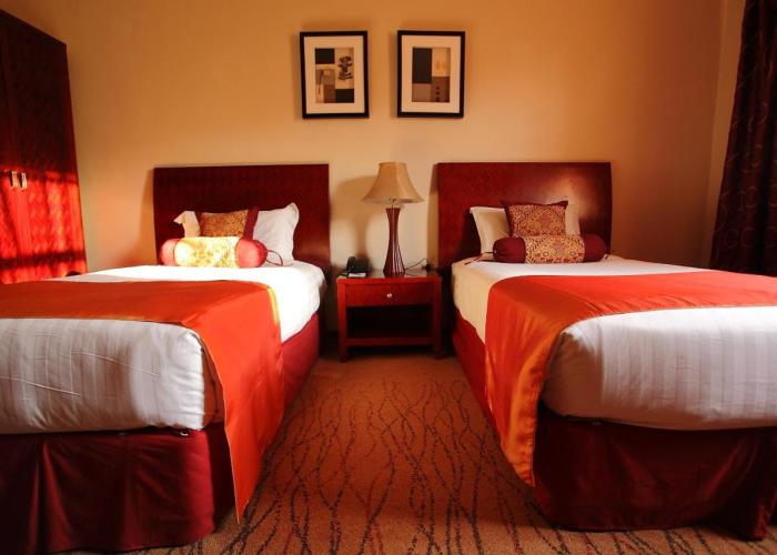 Crossroads Hotel