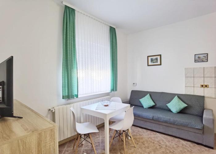 LiLu Apartments