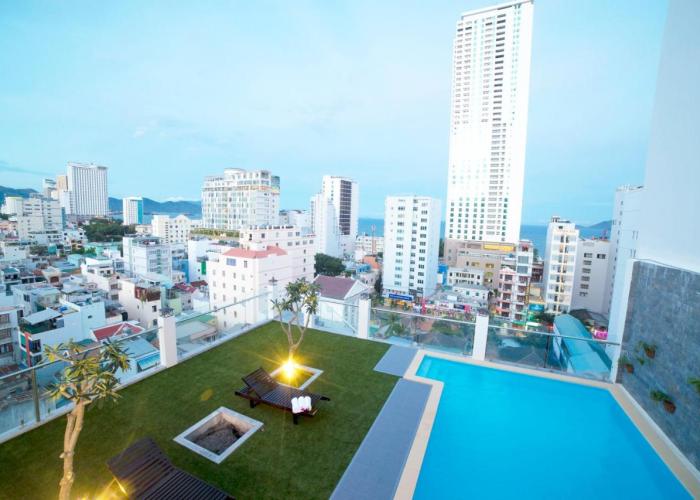 Edele Hotel