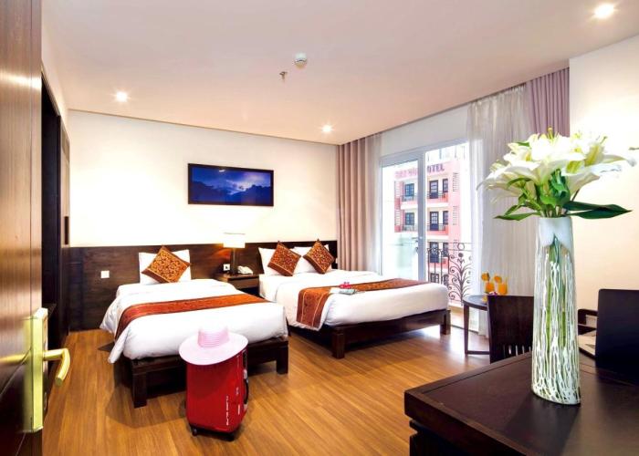Edele Hotel