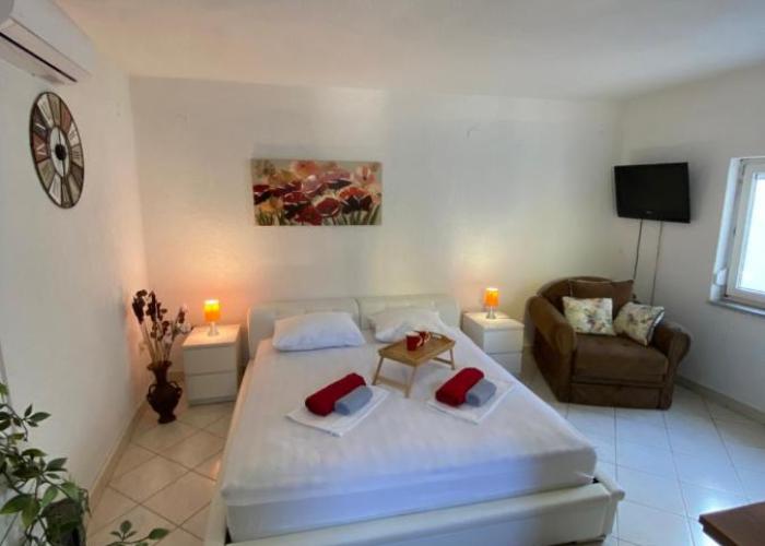 Apartments and Rooms Pavla