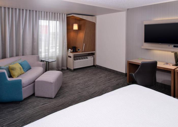 Courtyard by Marriott Saskatoon Airport