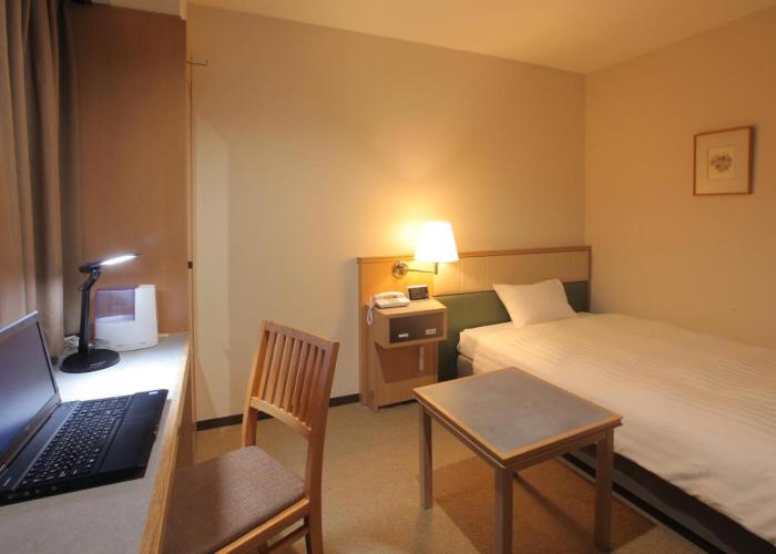 Odakyu Station Hotel Hon-Atsugi