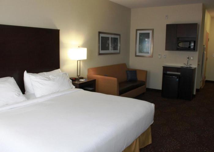 Holiday Inn Express Yorkton East, an IHG Hotel