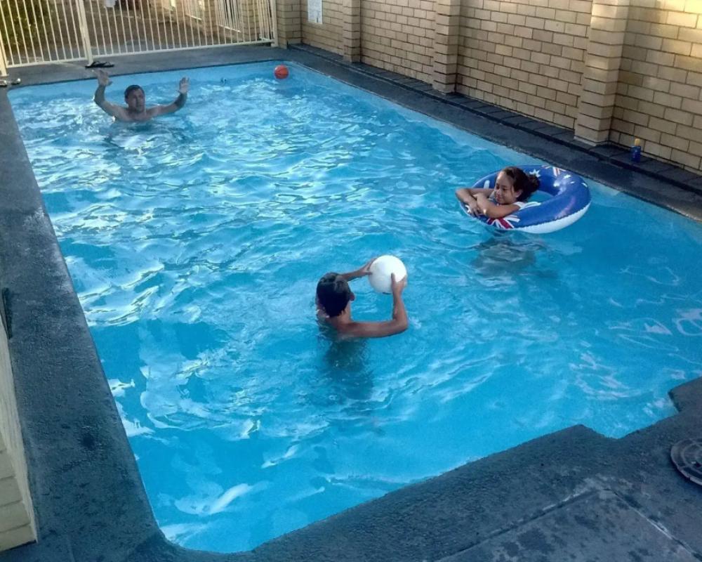 фото Jackaroo Apartments