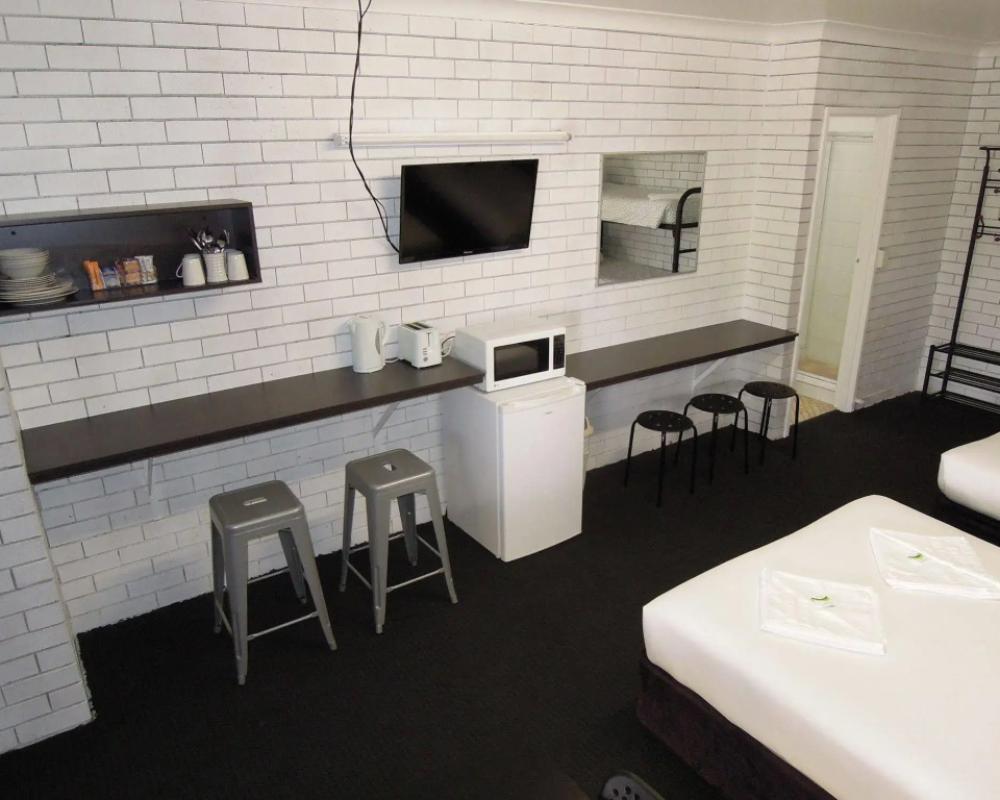 фото Jackaroo Apartments