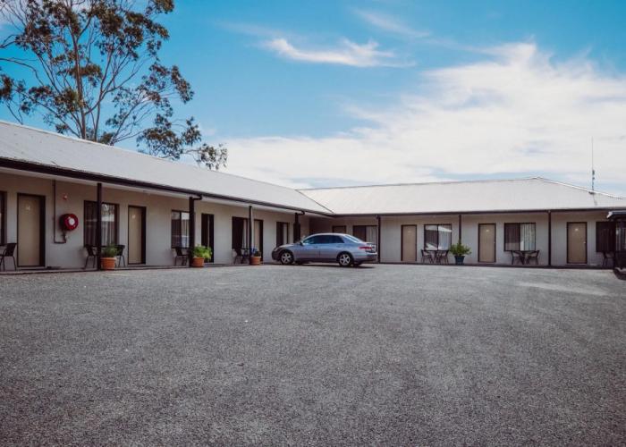 Artesian Spa Motel