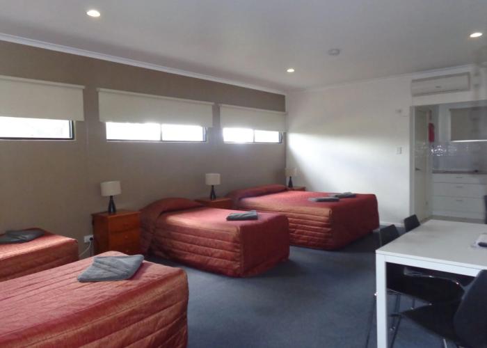 Artesian Spa Motel
