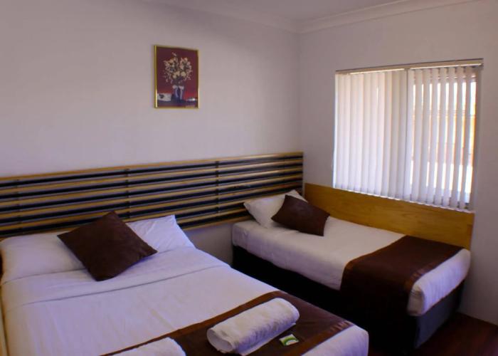 Baths Motel