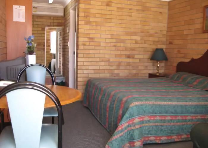 The Phoenix Artesian Spa Resort and Accommodation