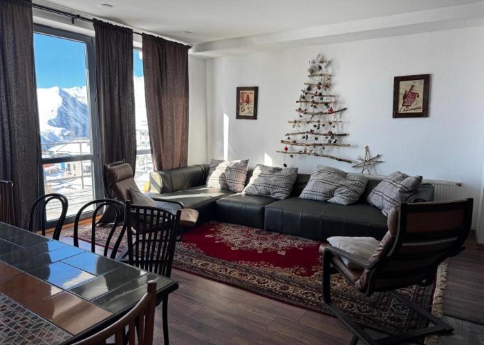 Mountain Cricket Chalets and Apartments Gudauri