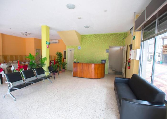Hostal Andry
