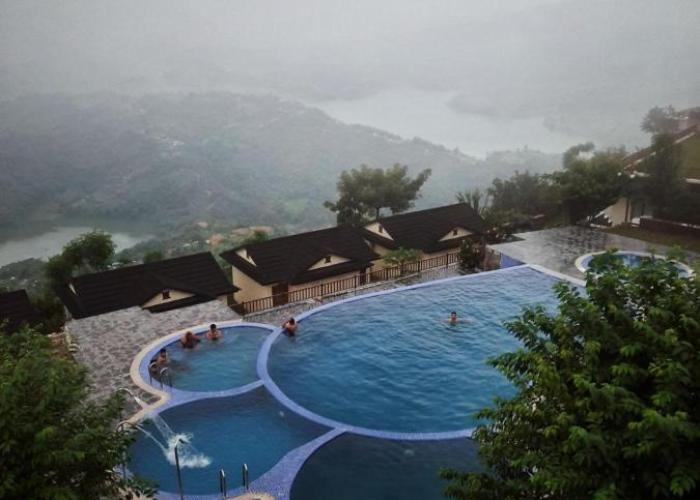 Rupakot Resort
