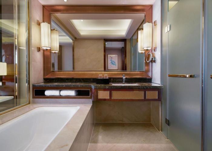 Sheraton Grand Zhengzhou Hotel