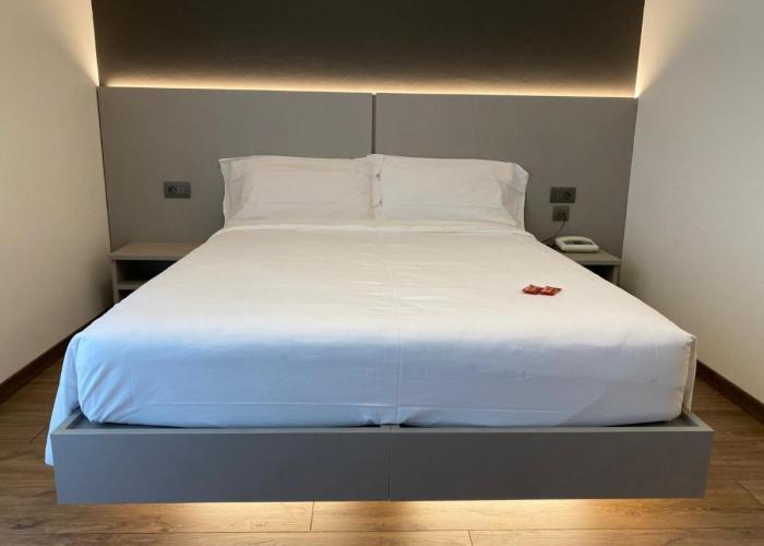 Fly Bike Hotel