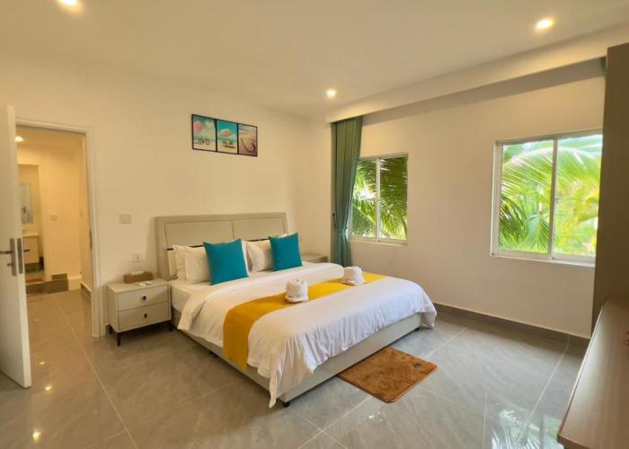 Mary Beach Hotel & Resort