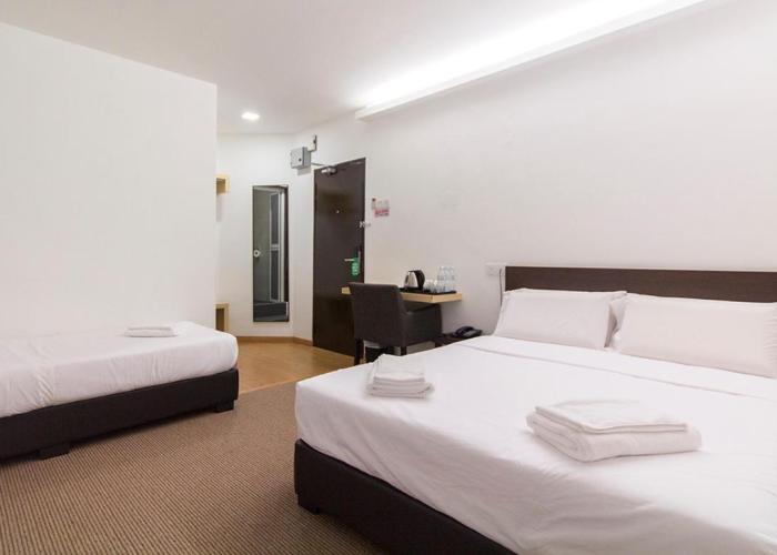 HOTEL RAUB since 1968